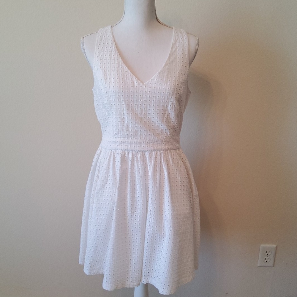 Gap factory white dress
